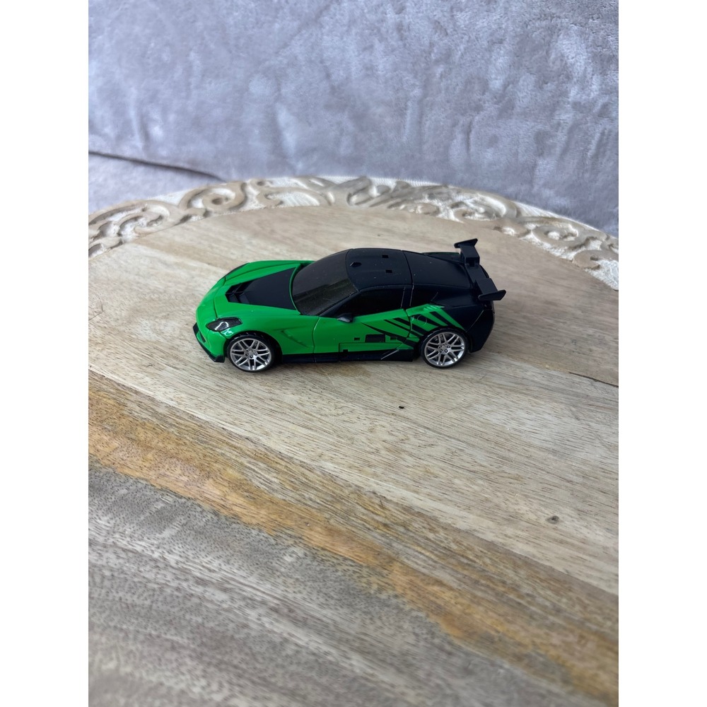 Transformers Studio‎ Series 05 Crosshairs Deluxe Class Green Corvette Stingray
